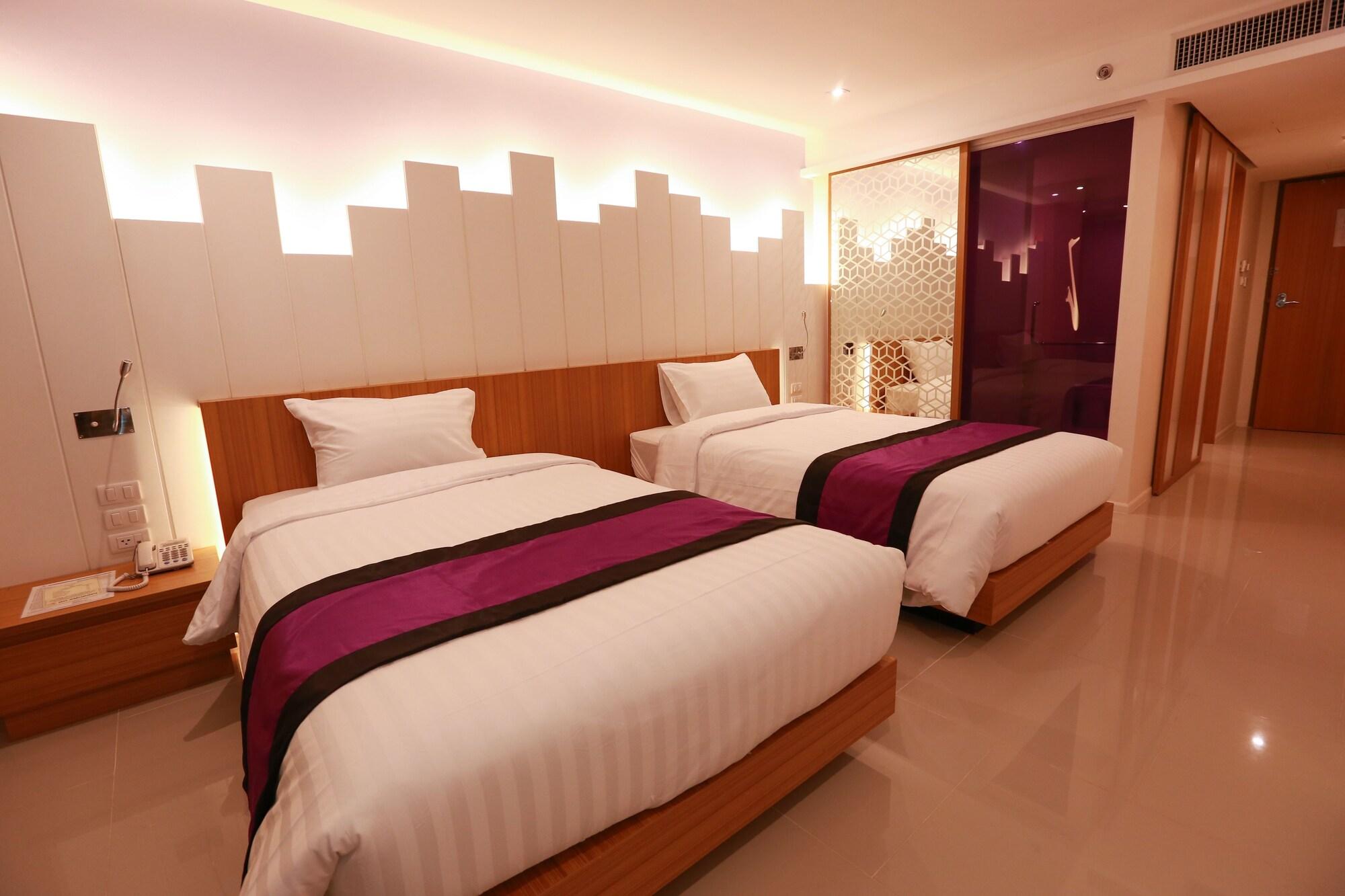 The Whisper Hotel Pattaya Exterior foto